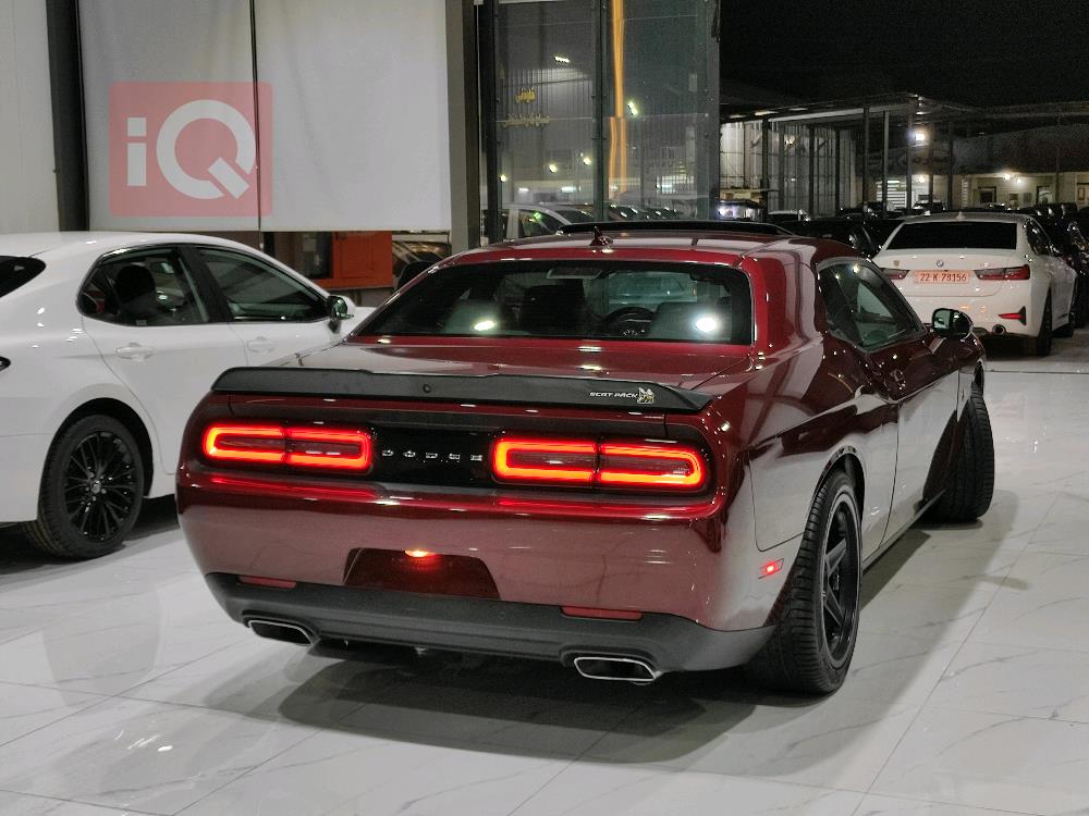 Dodge Challenger